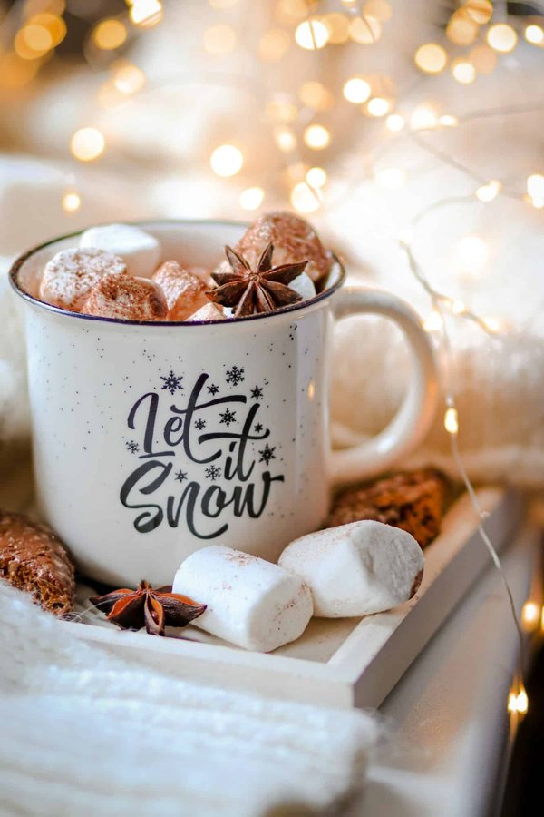 Utilisez un mug personnalisé en tant qu'objet publicitaire