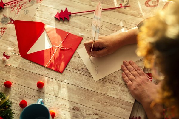 Pourquoi opter pour des cartes de vœux animées personnalisées dans le monde du luxe ?